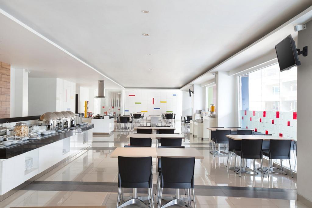Amaris Hotel Тангеранг Экстерьер фото
